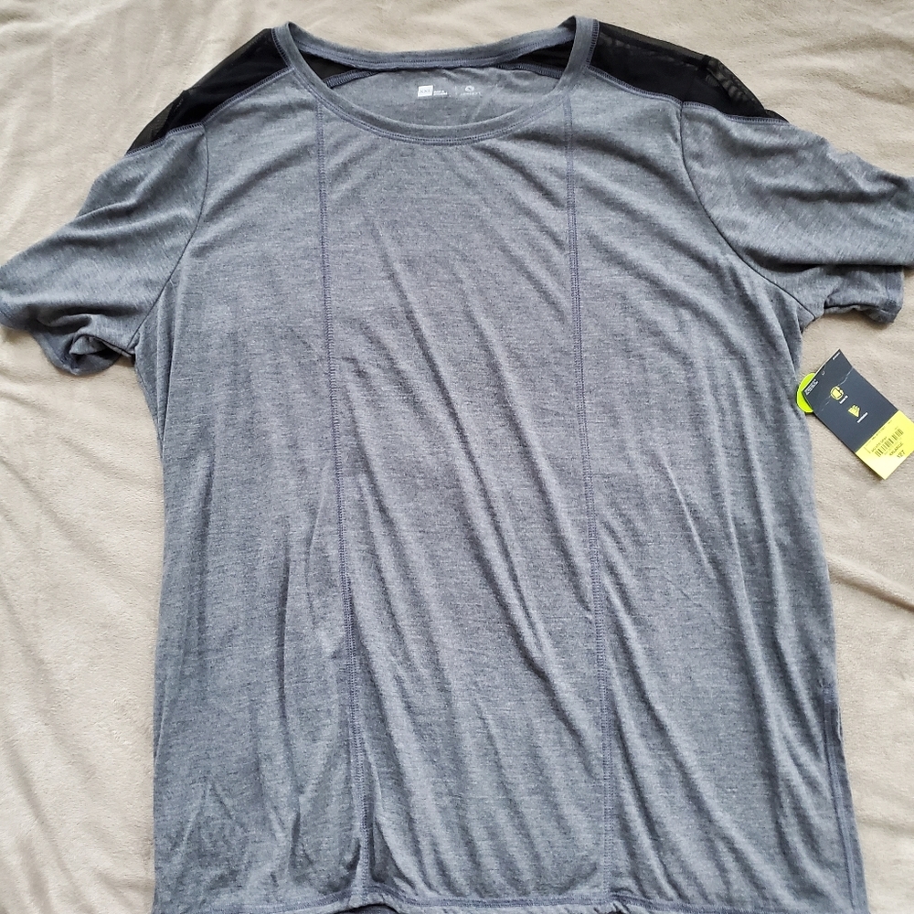 Version XXL flowy gym tshirt mesh shoulders